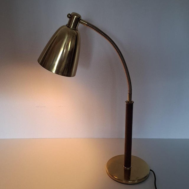 Gold Table Lamp in Brass and Leather by Josef Frank for J.T. Kalmar, 1950s For Sale - Image 8 of 18