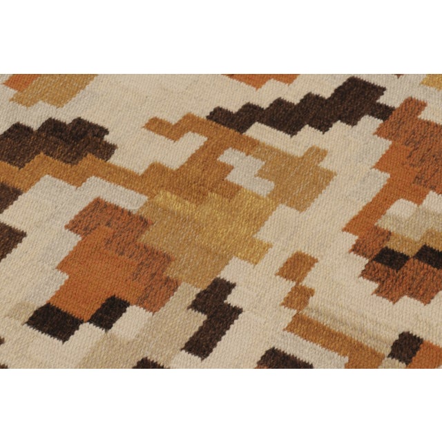 Rug & Kilim Vintage Swedish Kilim "Korall Brun" by Erik Lundberg in Earthy Hues - Rug & Kilim For Sale - Image 4 of 10