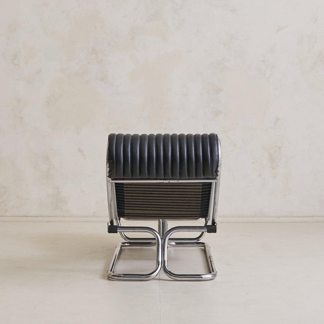 Metal Italian Chrome + Leather Chaise Lounge Attributed to Guido Faleschini, 1970s For Sale - Image 7 of 11