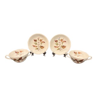 Mid 20th Century Wedgwood Bone China in the Wakefield Pattern - Set of Four For Sale