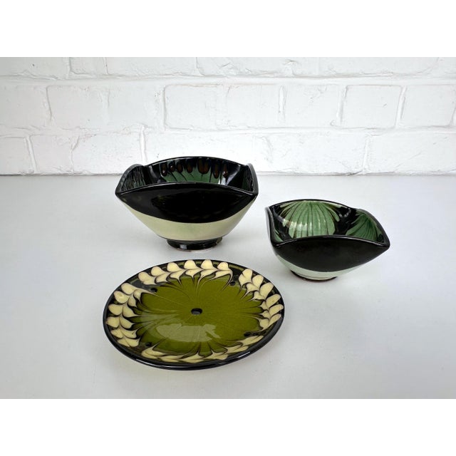 Green Vintage Danish Ceramic Bowls and Dish from Kähler, 1960s, Set of 3 For Sale - Image 8 of 13