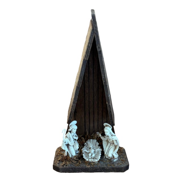 Vintage Italian Nativity Scene With Wooden Stable For Sale