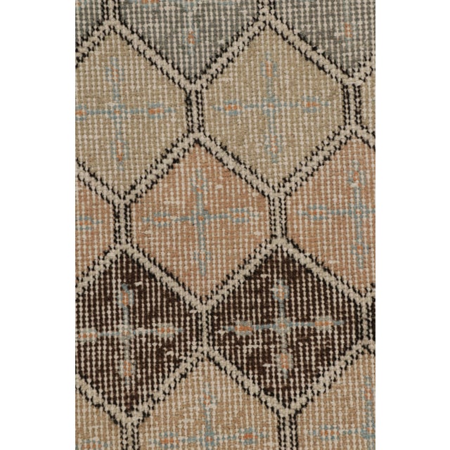 Vintage Zeki Müren Runner Rug, With Geometric Patterns, From Rug & Kilim For Sale In New York - Image 6 of 7