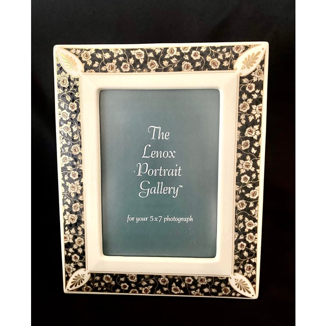 Lenox Vintage Lenox “Dynasty” 5 X 7 Portrait Gallery Fine Porcelain Picture Frame Traditional Floral & Gold Leaf Design. For Sale - Image 4 of 15