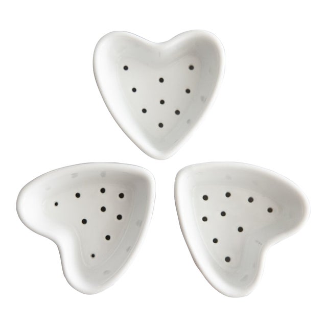 Vintage French White Ironstone Heart Dishes Cheese Molds - Set of 3 For Sale