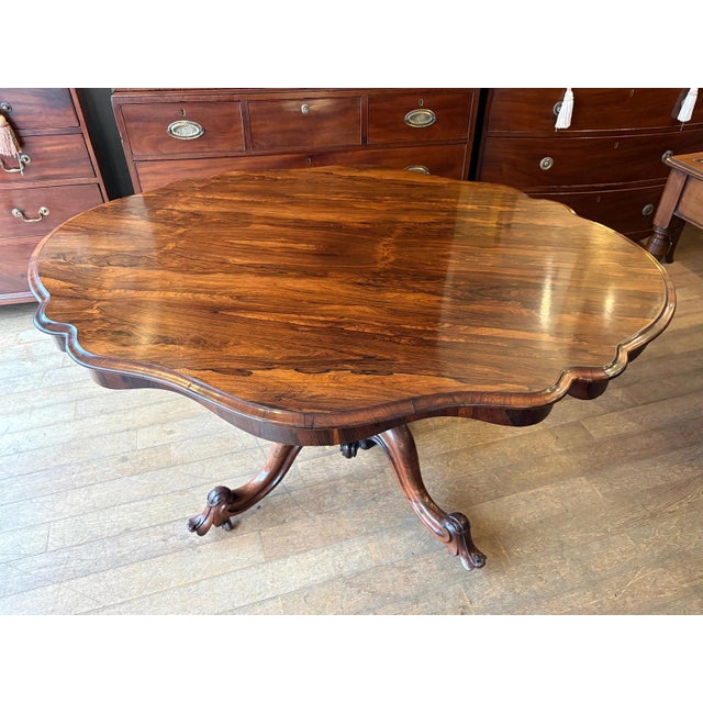 Wood William IV Tilt-Top Oval Serpentine Dining Table in Rosewood, 1830 For Sale - Image 7 of 18