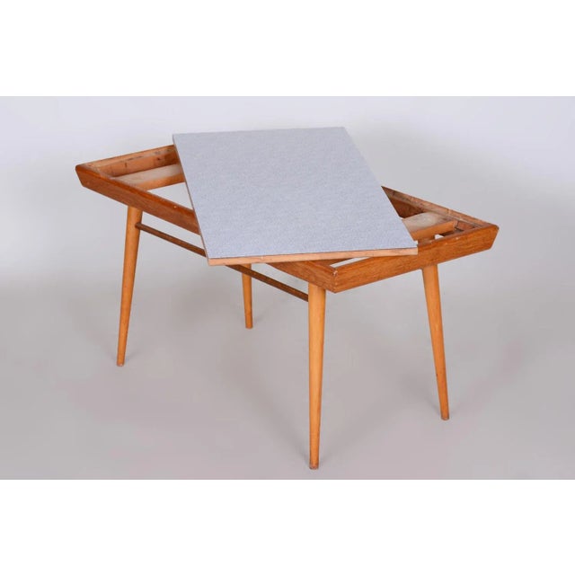 1950s Mid-Century Coffee Table in Oak & Laminate from Umakart, 1950s For Sale - Image 5 of 12