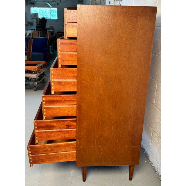 Mid 20th Century Mid 20th Century Linen Chest For Sale - Image 5 of 7