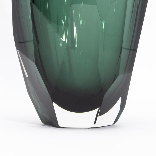 Hand-Blown Murano Modern Tall Faceted Vase in Eucalyptus Green Medium For Sale - Image 9 of 11