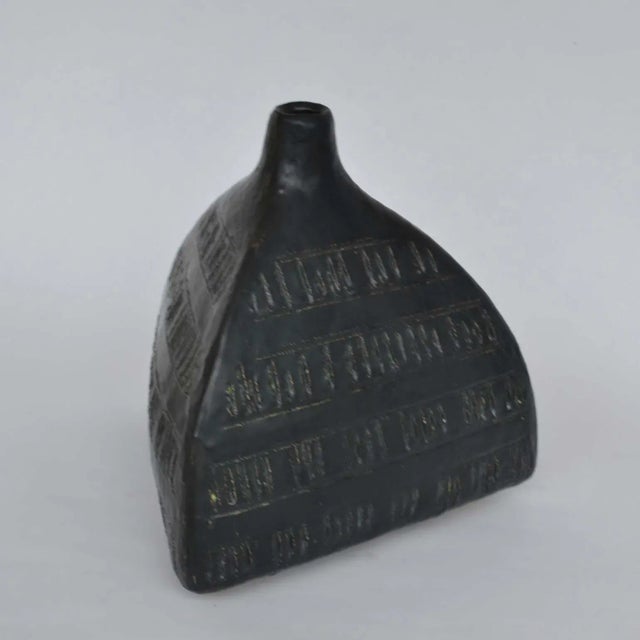 Hand Formed Studio Pottery Vases by Krystyna Czelny, 1960s, Set of 3 For Sale - Image 12 of 18