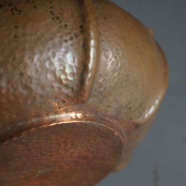 Antique Arts & Crafts Hammered Copper Center Bowl with Maker Stamp 1910 For Sale - Image 6 of 7