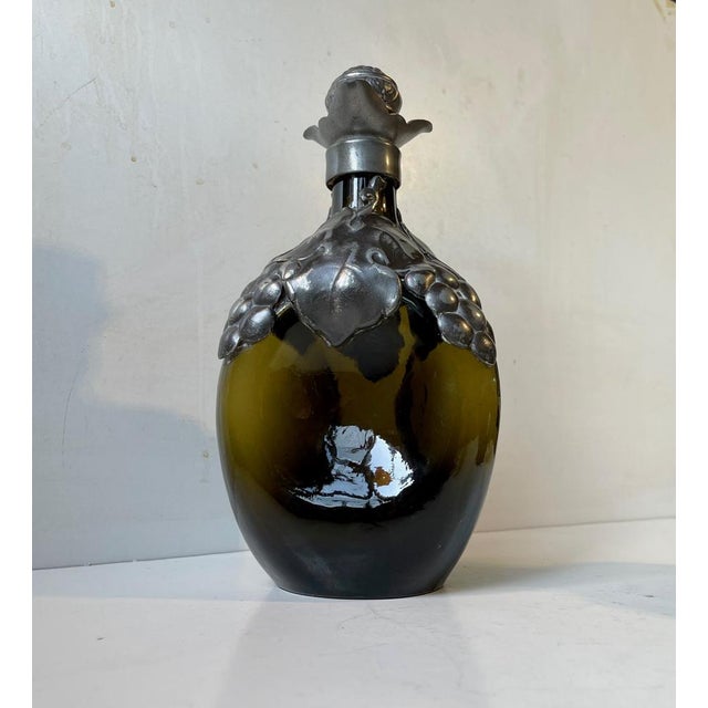Green Danish Decanters in Green Glass and Pewter, 1910s, Set of 2 For Sale - Image 8 of 14