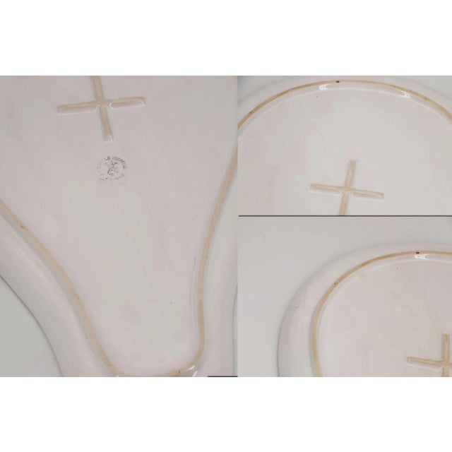 Ceramic Bordallo Pinheiro Portuguese White Majolica Set of (4) Four Large Serving Platters For Sale - Image 7 of 12