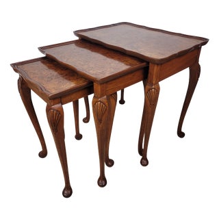 Victorian Nesting Tables in Walnut, 1890, Set of 3 For Sale