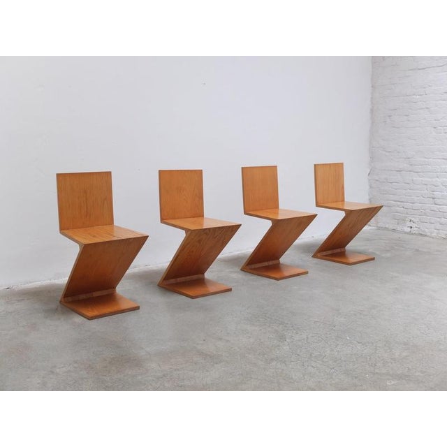 Zig Zag Chairs by Gerrit Rietveld for Cassina, 1980s, Set of 4 For Sale - Image 6 of 18