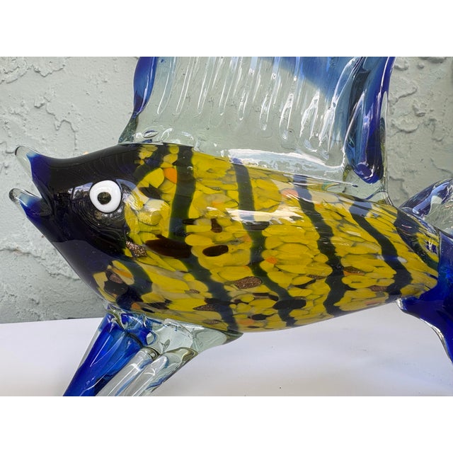 Late 20th Century Handblown Art Glass Tropical Fish Sculpture With Gold Aventurine Inclusions, Cobalt Blue & Yellow For Sale In Orlando - Image 6 of 10