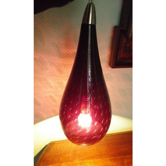 "Inverted teardrop" pendant light from the renowned VIANNE glassworks. Signed piece. This pendant light is made of black-...