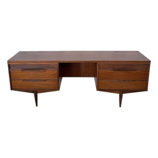 Mid-Century Modern Low Teak Desk from White & Newton, 1960s For Sale