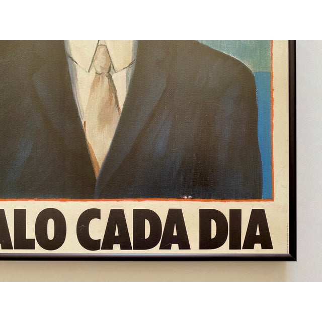 Reinhard Gade " Diario 16 : Alternativa De Prensa Democratica " Vintage 1979 Surrealist Lithograph Print Framed Spain Democracy Political Poster For Sale - Image 13 of 14