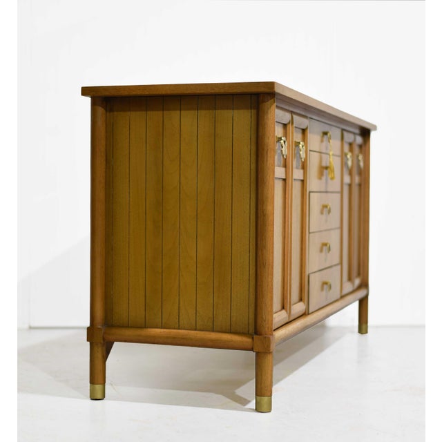 Brown Mid Century Asian Chinoiserie Buffet by American of Martinsville For Sale - Image 8 of 15
