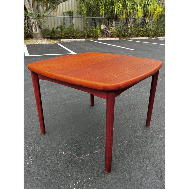 Mid Century Modern Danish Teak Extendable Dining Table With Butterfly Self-Storing Leaf For Sale In Tampa - Image 6 of 12