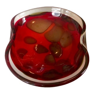 1960s Murano Gold Spots in Red Attributed to Flavio Poli for Seguso For Sale