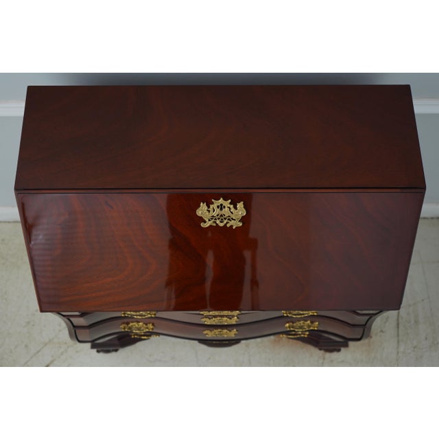 Kindel Winterthur Collection Mahogany Slant Front Desk For Sale In Philadelphia - Image 6 of 12