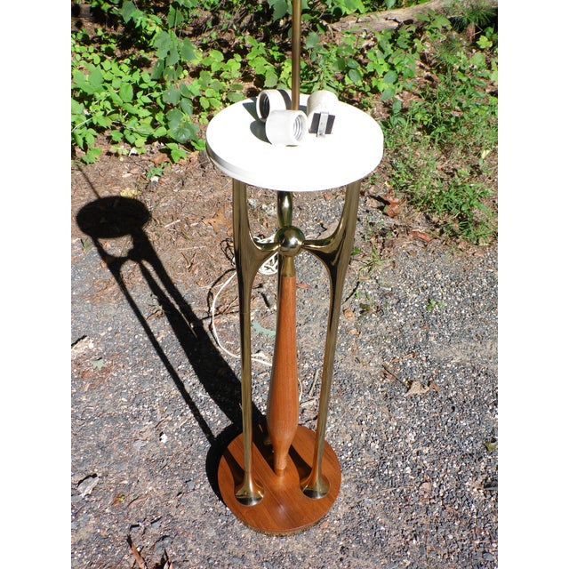 Vintage Mid Century Modern Brass and Walnut Lamp Gerald Thurston Lightolier For Sale In Boston - Image 6 of 11