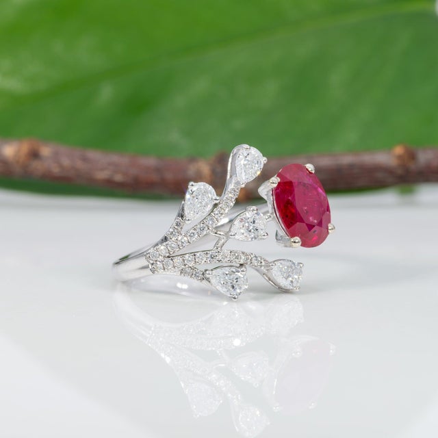 Red Gia Certified Mozambique Ruby Ring With Lab Grown Diamonds: Solid 14k Gold, Size 6.75 For Sale - Image 8 of 10