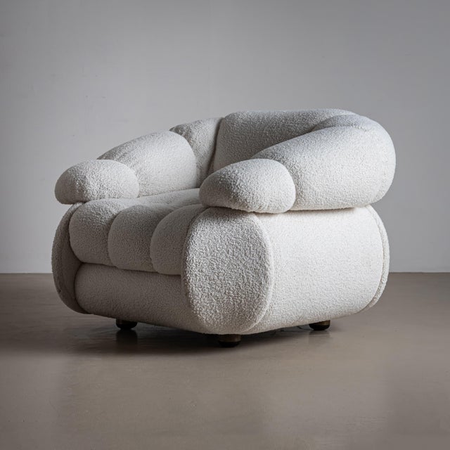 Modern 20th Century Pair of White Lounge Chairs by Adriano Piazzesi, Italy For Sale - Image 3 of 9