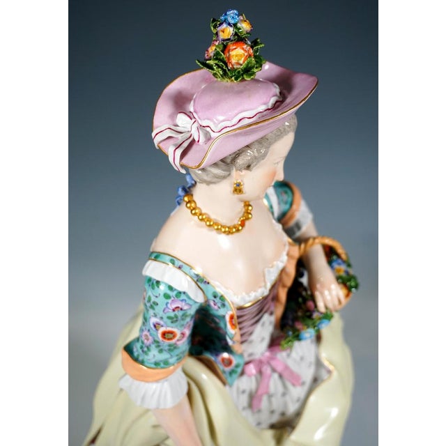 Ceramic Large Gardener Figurines attributed to Kaendler & Schoenheit for Meissen, 1860s, Set of 2 For Sale - Image 7 of 17