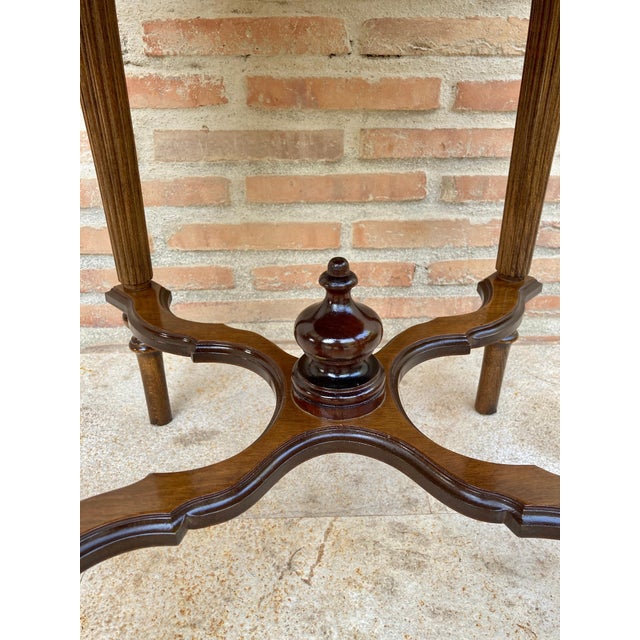 Wood Mid 20th Century Game Table in Walnut with Green Leather For Sale - Image 7 of 18