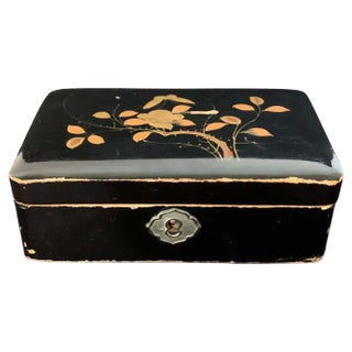 Japanese Lacquered Box with Flower For Sale