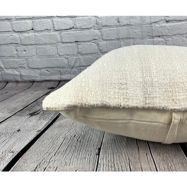 20 x 20 Hemp Pillow Turkish Cushion Natural Grayish White Pillow Cushion Cover For Sale - Image 4 of 4