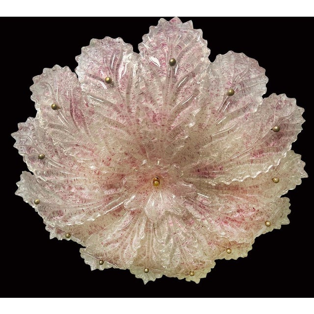 Stupendous Murano ceiling light hand made of hight quality glass. 4 lampholders E27. Ethereal beauty, perfectly preserved....