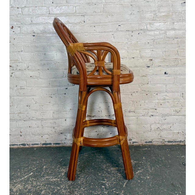 Hollywood Regency Mid 20th Century Rattan Backed Swivel Bar Stool For Sale - Image 3 of 11