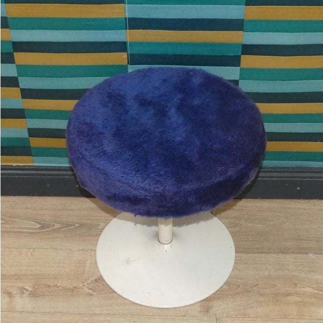 Cool original decorative piece Spacey little stool 70s design classic Heavy metal tulip base and vibrant upholstery...