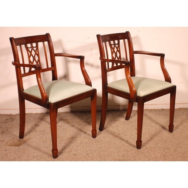 Mahogany Armchairs in the style of Hepplewhite, 1890s, Set of 2 For Sale - Image 4 of 12