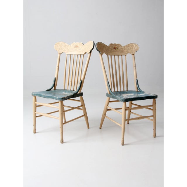 Early 20th Century Antique Folk Art Painted Farmhouse Chairs Pair For Sale - Image 5 of 18