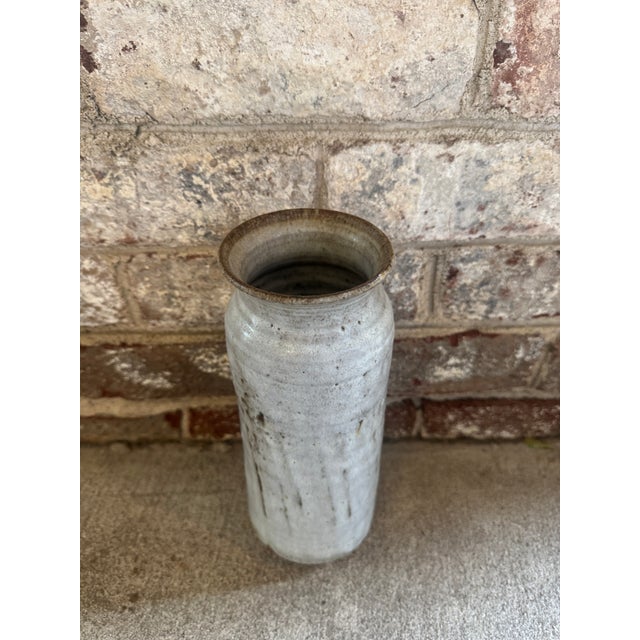 Late 20th Century Off White Ceramic Pottery Vase For Sale - Image 5 of 11