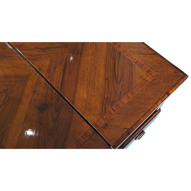 Louis XVI Desk in Walnut For Sale - Image 3 of 11