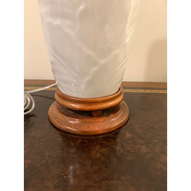 Chinoiserie Chinoiserie White Intaglio Porcelain Lamp For Sale - Image 3 of 8