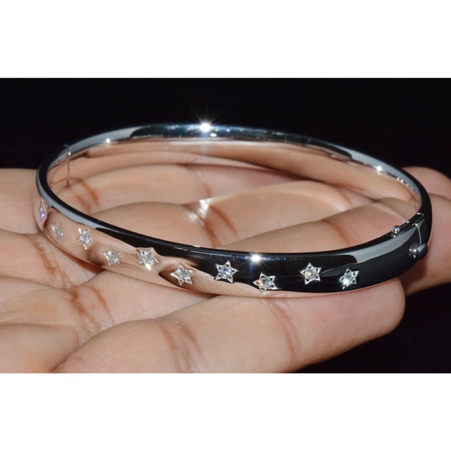 Designer Natural 0.35cts Diamond 18k Solid Gold Celestial Starburst Stacking Bangle For Sale - Image 11 of 15