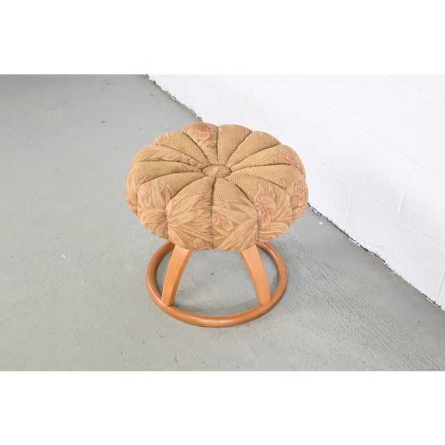 Heywood-Wakefield Vanity Pouf Stool, 1940s For Sale - Image 9 of 9