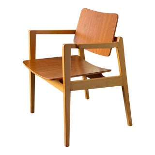 1952 Mid Century Chair in Beech and Walnut by Jens Risom For Sale