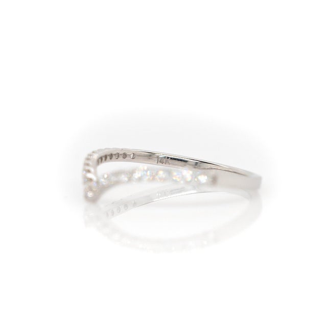 Metal Diamond Chevron Ring – Dainty Solid Gold, Minimalist Stackable Wedding Band, Size 6.75 For Sale - Image 7 of 7