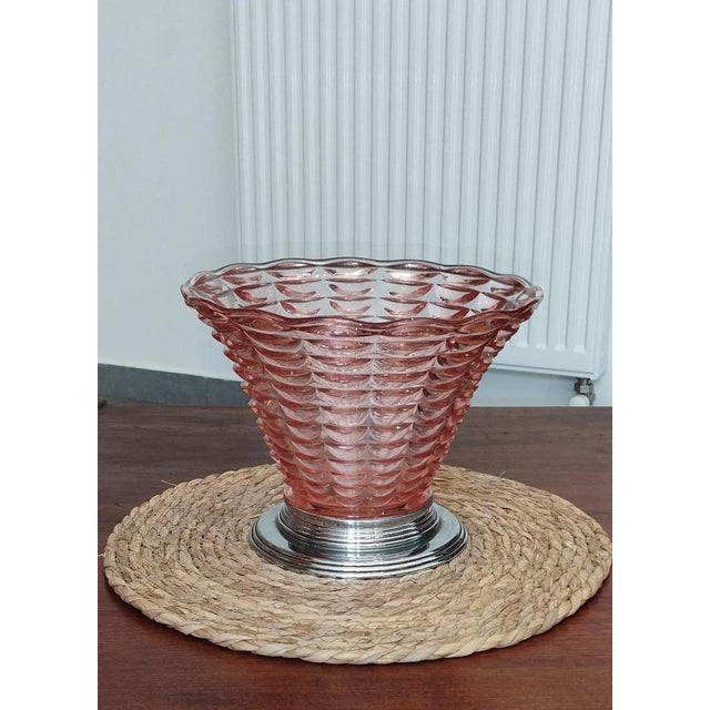 1920s Art Deco Funnel-Shaped Vase in Blown Glass & Chrome Mount, 1920s For Sale - Image 5 of 18