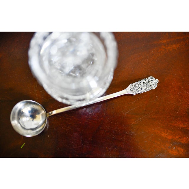 1960s Vintage Arias Peru Sterling Silver Sugar or Condiment Spoon, Floral Repousse, 6.5 Inch For Sale - Image 5 of 15