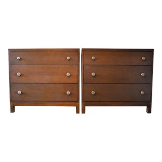Mid 20th Century Bachelor Chests by T.h. Robsjohn-Gibbings for Widdicomb - a Pair For Sale