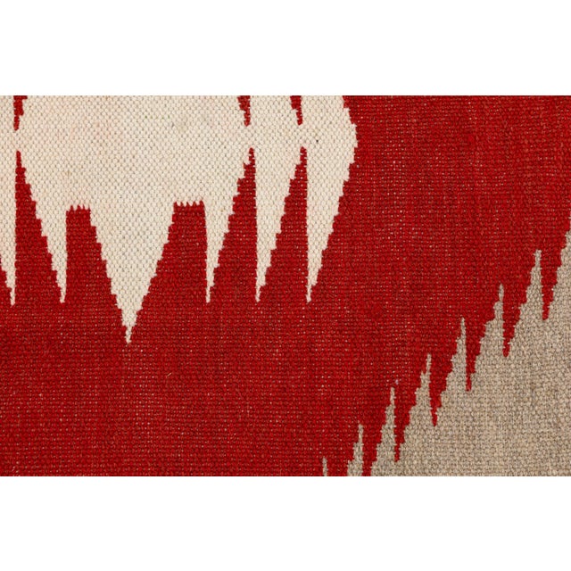 Cream 9x12 Modern Navajo-Inspired Wool Flat-Weave Rug in Terracotta & Cream For Sale - Image 8 of 10